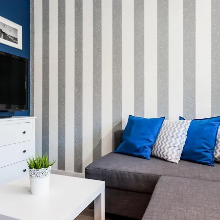 Pomerania Z Podgrzewanym Basenem 30 Metrow Do Morza 레왈