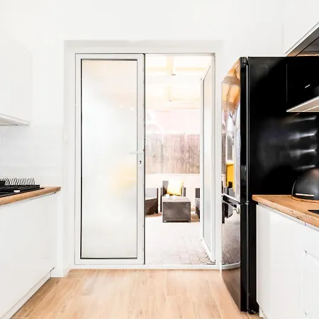 홀리데이파크 Pomerania Z Podgrzewanym Basenem 30 Metrow Do Morza 레왈