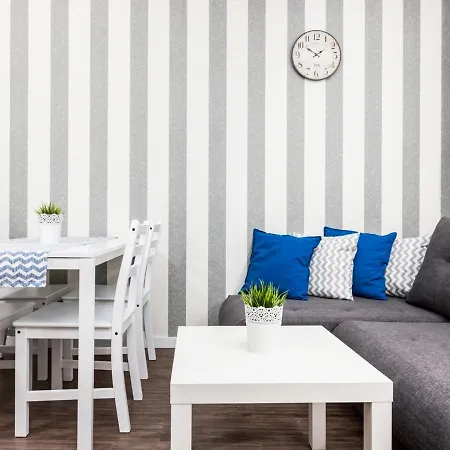 Pomerania Z Podgrzewanym Basenem 30 Metrow Do Morza 레왈