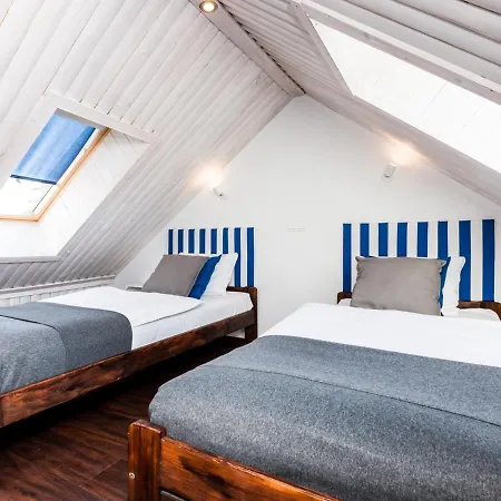 Pomerania Z Podgrzewanym Basenem 30 Metrow Do Morza * 레왈