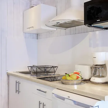 홀리데이파크 Pomerania Z Podgrzewanym Basenem 30 Metrow Do Morza 레왈