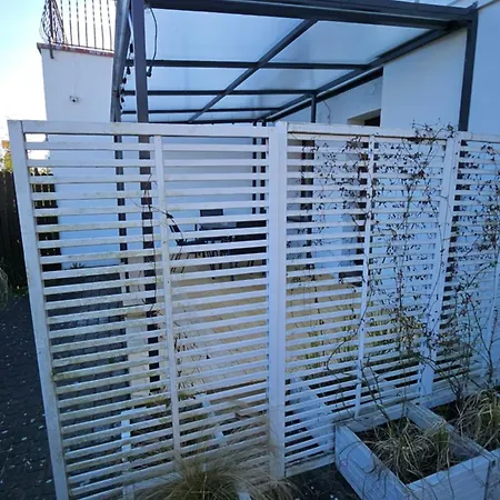 홀리데이파크 Pomerania Z Podgrzewanym Basenem 30 Metrow Do Morza 레왈