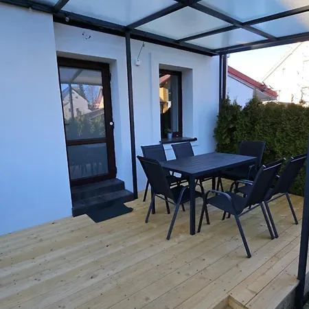 홀리데이파크 Pomerania Z Podgrzewanym Basenem 30 Metrow Do Morza