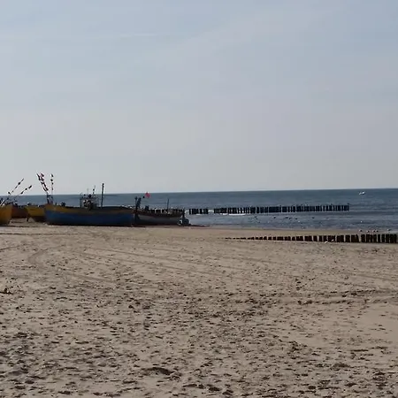 홀리데이파크 Pomerania Z Podgrzewanym Basenem 30 Metrow Do Morza