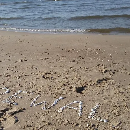 Pomerania Z Podgrzewanym Basenem 30 Metrow Do Morza